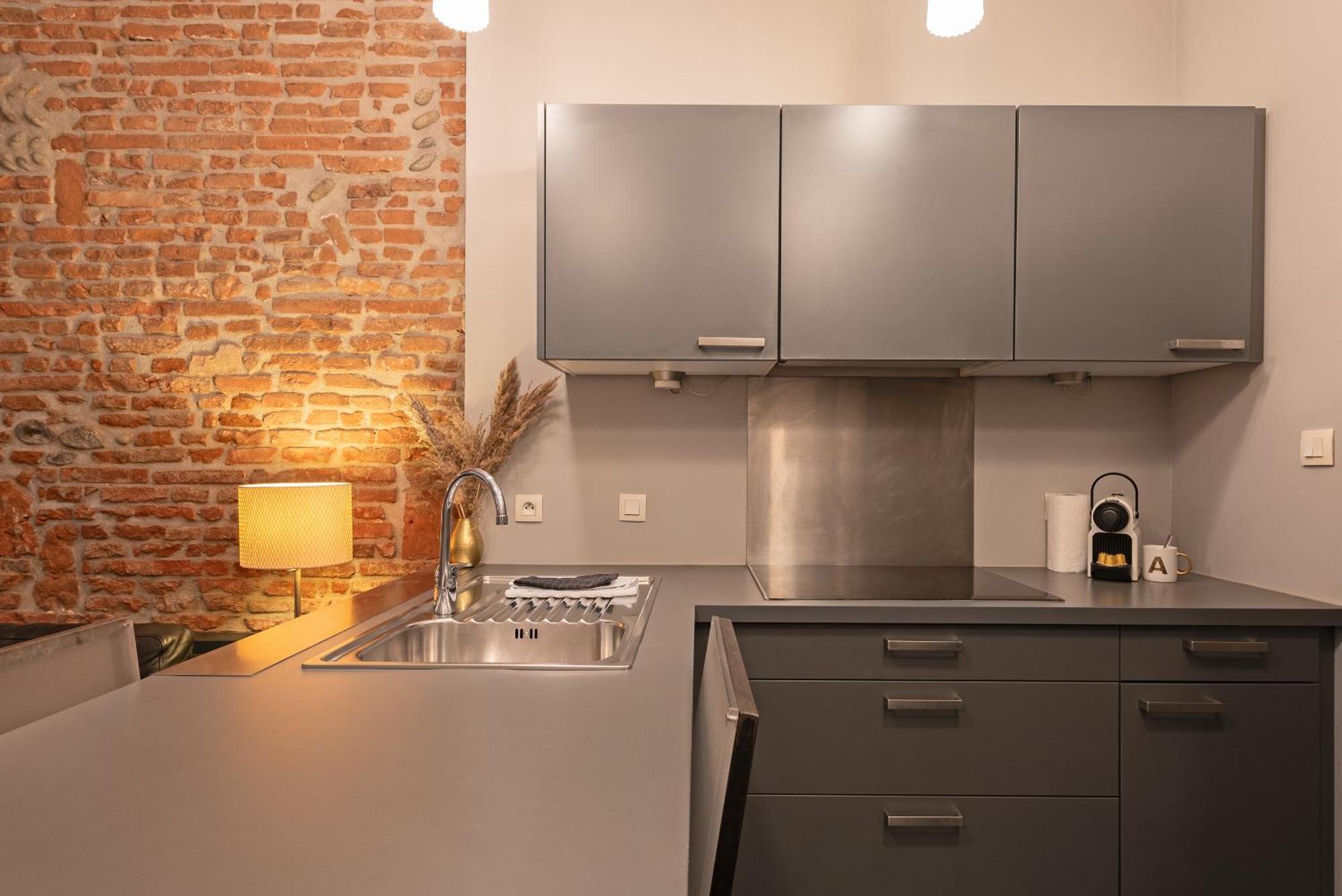 Lagrave - Cours Privee - Parking Apartment *